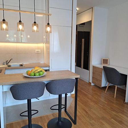 פודגוריצה Marina City Key Luxury Studio מראה חיצוני תמונה